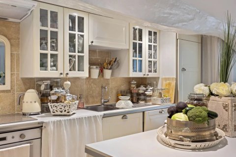 Дом с 3 спальнями в Шатонёф-Грас, Франция №100259 7