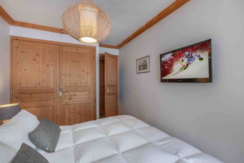 1 bedroom Apartment in Courchevel, France No. 99507 10