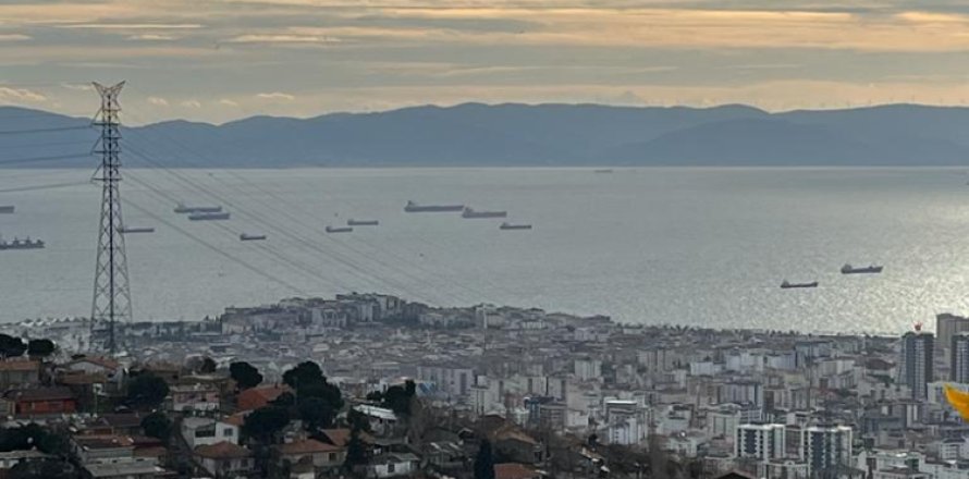 Квартира с 3 спальнями в Стамбул, Турция №14956