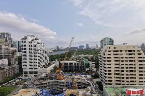 6 bedrooms Penthouse in Bangkok, Thailand No. 96449 12