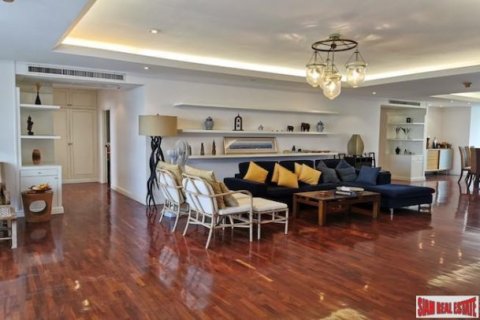 6 bedrooms Penthouse in Bangkok, Thailand No. 96449 5