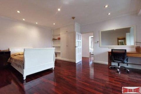 6 bedrooms Penthouse in Bangkok, Thailand No. 96449 17