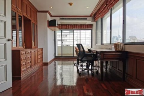 6 bedrooms Penthouse in Bangkok, Thailand No. 96449 9