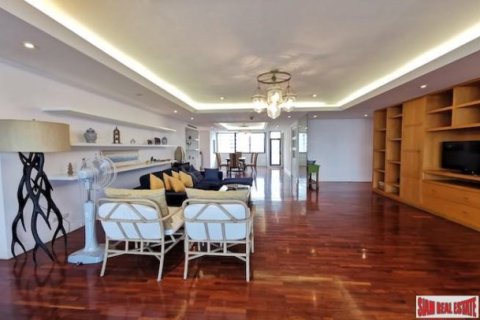 6 bedrooms Penthouse in Bangkok, Thailand No. 96449 19