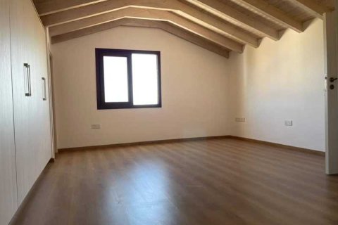 3 bedrooms House in Oroklini, Cyprus No. 82707 6