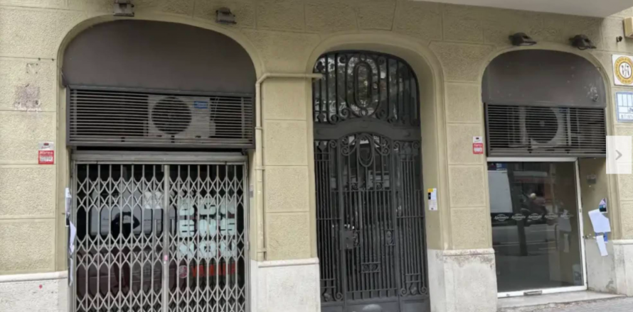 245m² Commercial property in Barcelona, Spain No. 89952