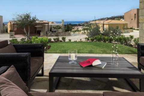 Дом с 3 спальнями в Хлорака, Кипр №37099 8