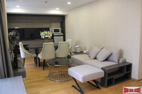 2 bedrooms Apartment in Bangkok, Thailand No. 96829 2