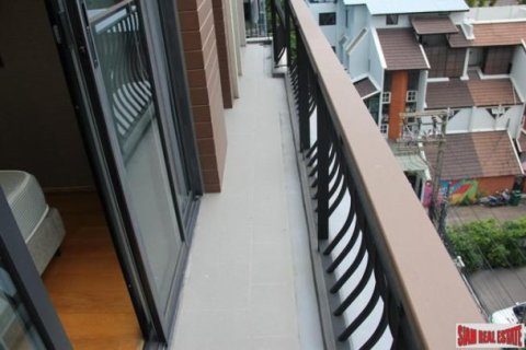 2 bedrooms Apartment in Bangkok, Thailand No. 96829 16