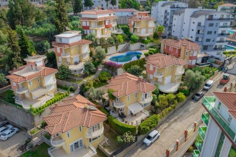 5 rooms Villa in Kargicak, Turkey No. 21561