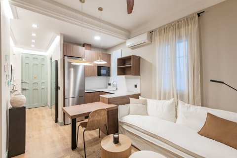 2 bedrooms Apartment in Madrid, Spain No. 126076 1