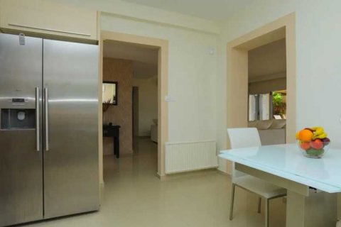 5 bedrooms Villa in Tala, Cyprus No. 101247 8