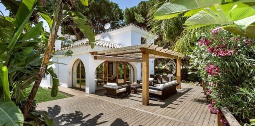 Недвижимость с 3 спальнями в Hoai An, Вьетнам №26503