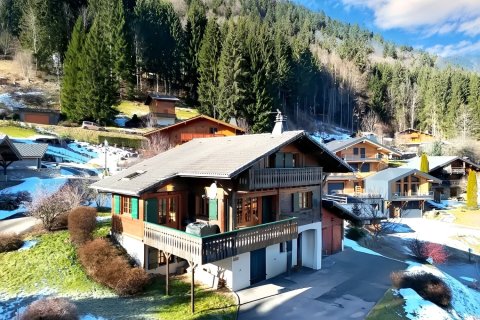 Дом с 5 спальнями в Ла Кот-д'Арбро, Франция №100233 2