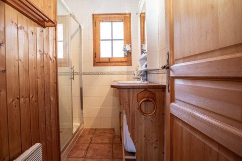 Дом с 5 спальнями в Ла Кот-д'Арбро, Франция №100233 14