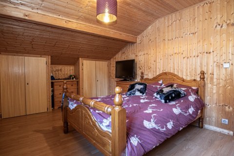 Дом с 5 спальнями в Ла Кот-д'Арбро, Франция №100233 18