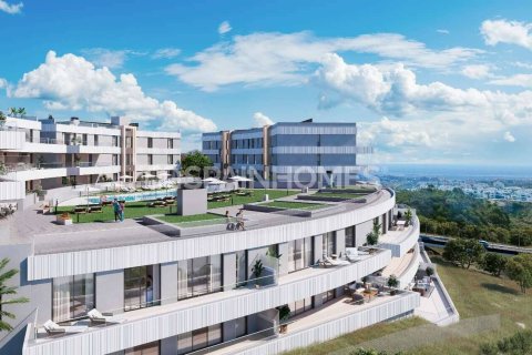 3 bedrooms Penthouse in Estepona, Spain No. 117721