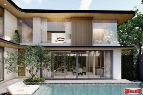 5 bedrooms Villa in Phuket, Thailand No. 97520 1