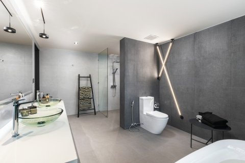 3 bedrooms Villa in Rawai, Thailand No. 97422 16