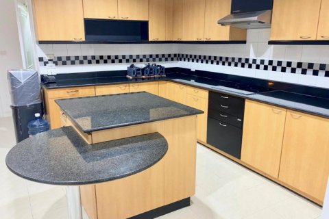 3 dormitorios House en Bangkok, Thailand No. 97164 1