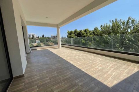 3 bedrooms Apartment in Germasogeia, Cyprus No. 33004 10