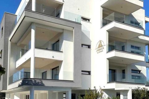 3 bedrooms Apartment in Germasogeia, Cyprus No. 33004 3