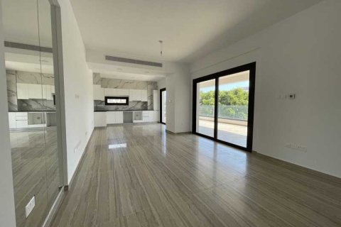 3 bedrooms Apartment in Germasogeia, Cyprus No. 33004 5