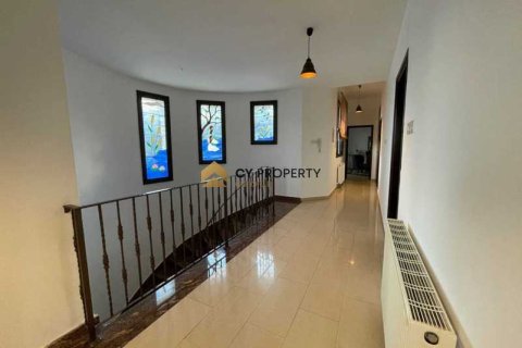 5 bedrooms House in Aradippou, Cyprus No. 31461 10