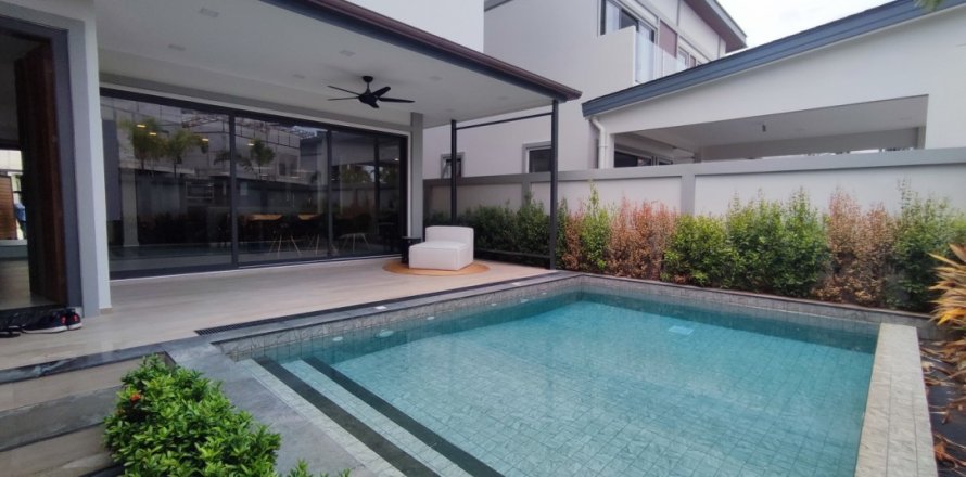 2 bedrooms Villa in Pattaya, Thailand No. 97252