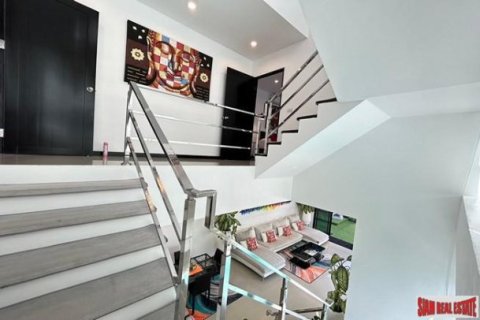 3 bedrooms Villa in Rawai, Thailand No. 98118 13