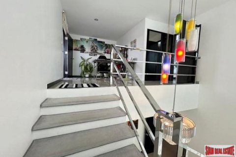 3 bedrooms Villa in Rawai, Thailand No. 98118 2