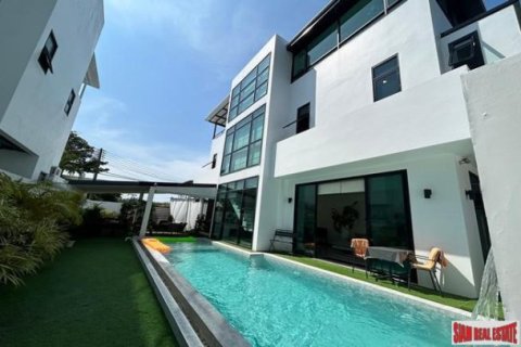 3 bedrooms Villa in Rawai, Thailand No. 98118 21