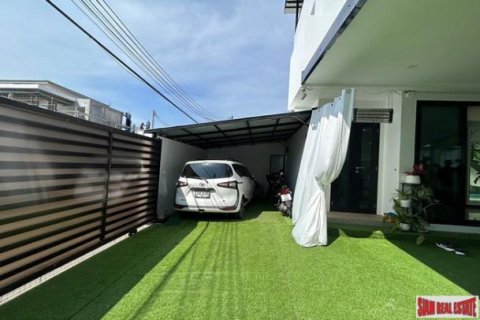 3 bedrooms Villa in Rawai, Thailand No. 98118 9