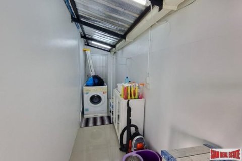 3 bedrooms Villa in Rawai, Thailand No. 98118 8