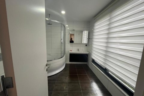 4 rooms Apartment in Tri Phuong, Vietnam No. 22051 17