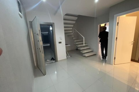 4 rooms Apartment in Tri Phuong, Vietnam No. 22051 8