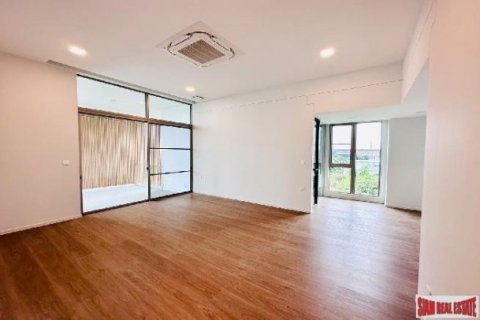 Дом с 3 спальнями в Суан Луанг, Таиланд №96297 5