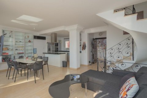 Вилла с 5 комнатами в Nong Ha, Вьетнам №17694 9