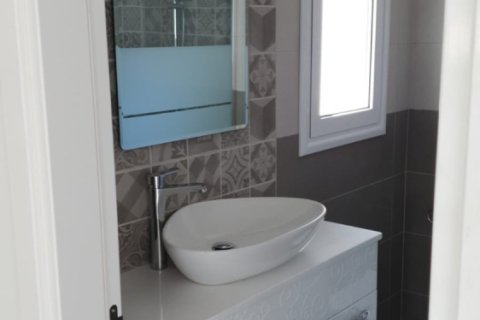 Дом с 3 спальнями в Пафос, Кипр №37096 16