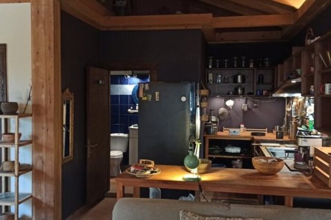 Дом с 3 комнатами в Салоники, Греция №108004 7