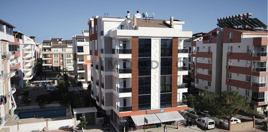 Квартира с 3 спальнями в Коньяалты, Турция №116157