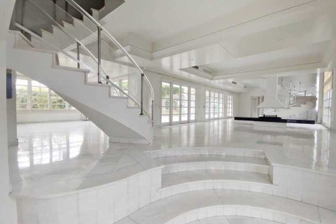 5 bedrooms House in Enkomi, Cyprus No. 65480 4