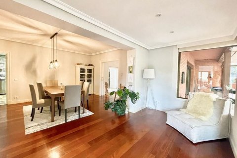 5 dormitorios Villa en Thanh Son, Vietnam No. 26356 4