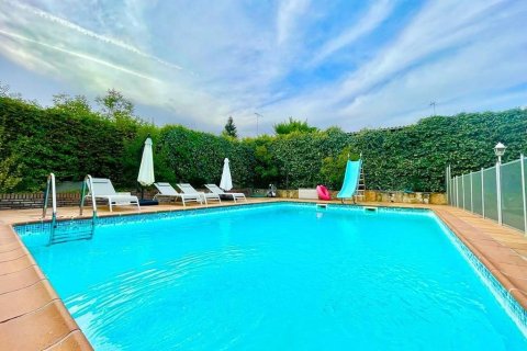 5 dormitorios Villa en Thanh Son, Vietnam No. 26356 2