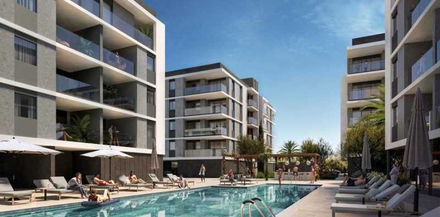 3 bedrooms Apartment in Limassol, Cyprus No. 77491