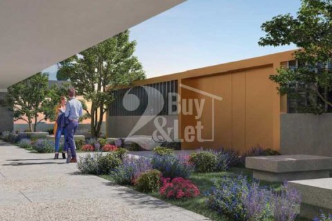 3 bedrooms Apartment in Limassol, Cyprus No. 84487 2