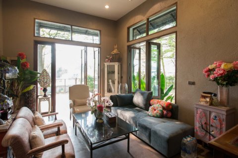 Commercial property in Chiang Mai, Thailand No. 98255 13