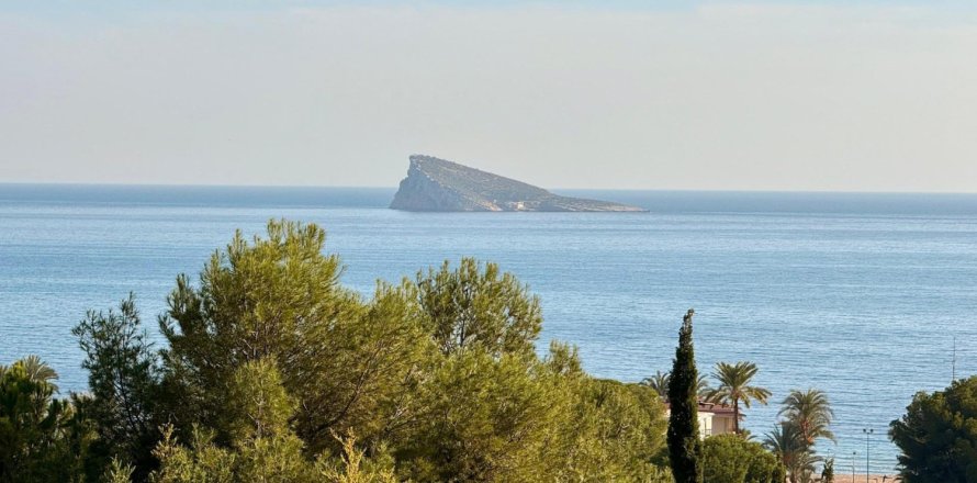 3 bedrooms Apartment in Benidorm, Spain No. 124625