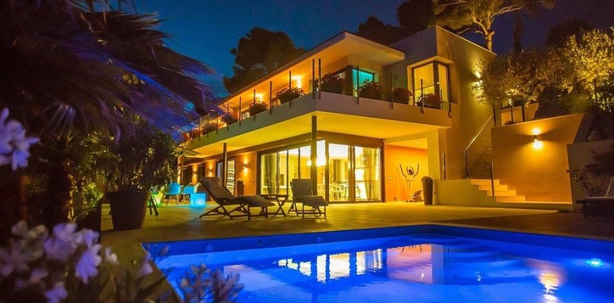 6 chambres House à Tossa de Mar, Spain No. 25247