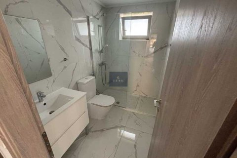 3 bedrooms Apartment in Germasogeia, Cyprus No. 104077 12